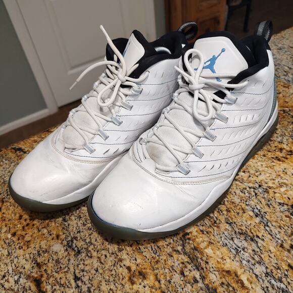 Air Jordan 11 Retro Sneakers Size 12 US Model 688975-117 main image 8